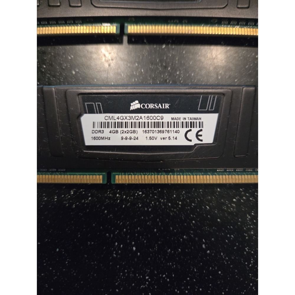 Corsair Vengeance LP DDR3 1600MHz 4GB (2x2GB) CL9 PC3-12800 Desktop Memory RAM - Picture 3 of 7
